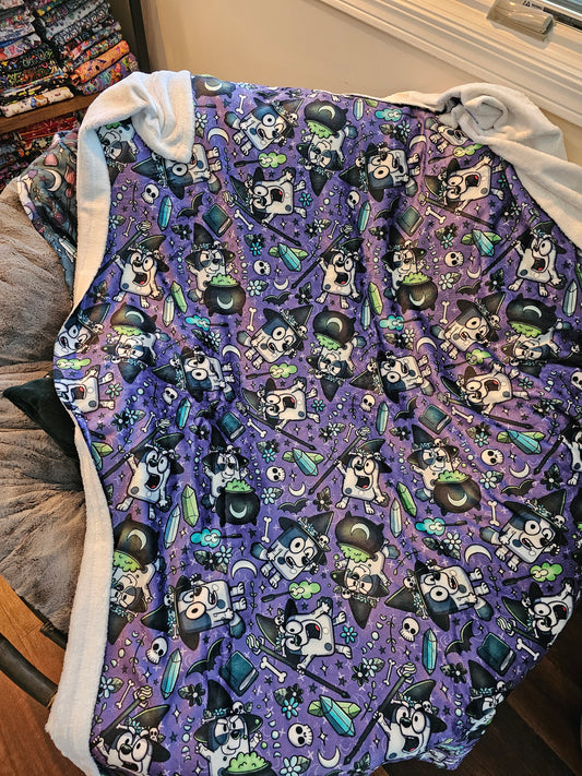 Preorder: witch muffin heeler 50x60 blanket