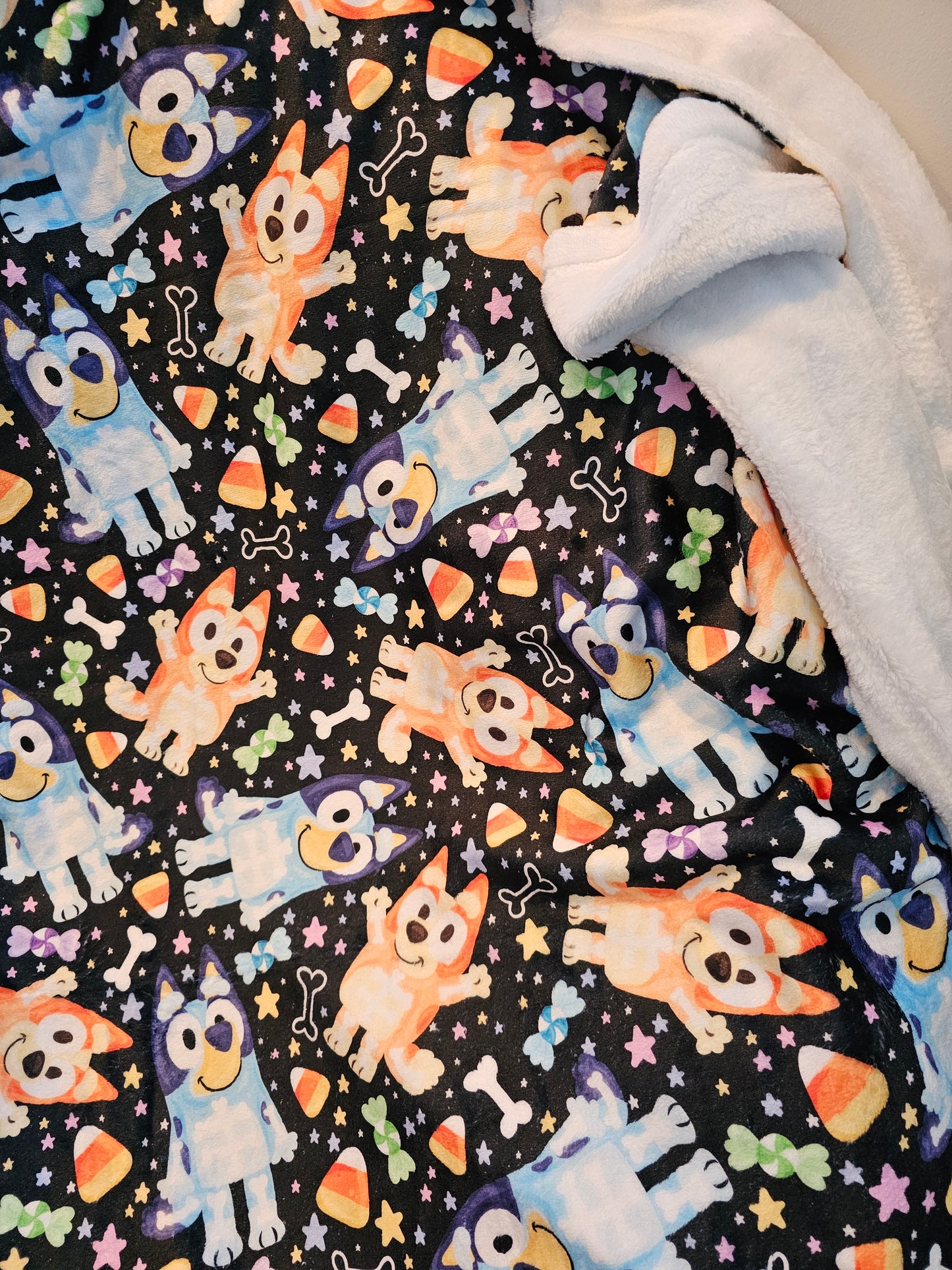 Preorder: candy corn heeler 50x60 blanket