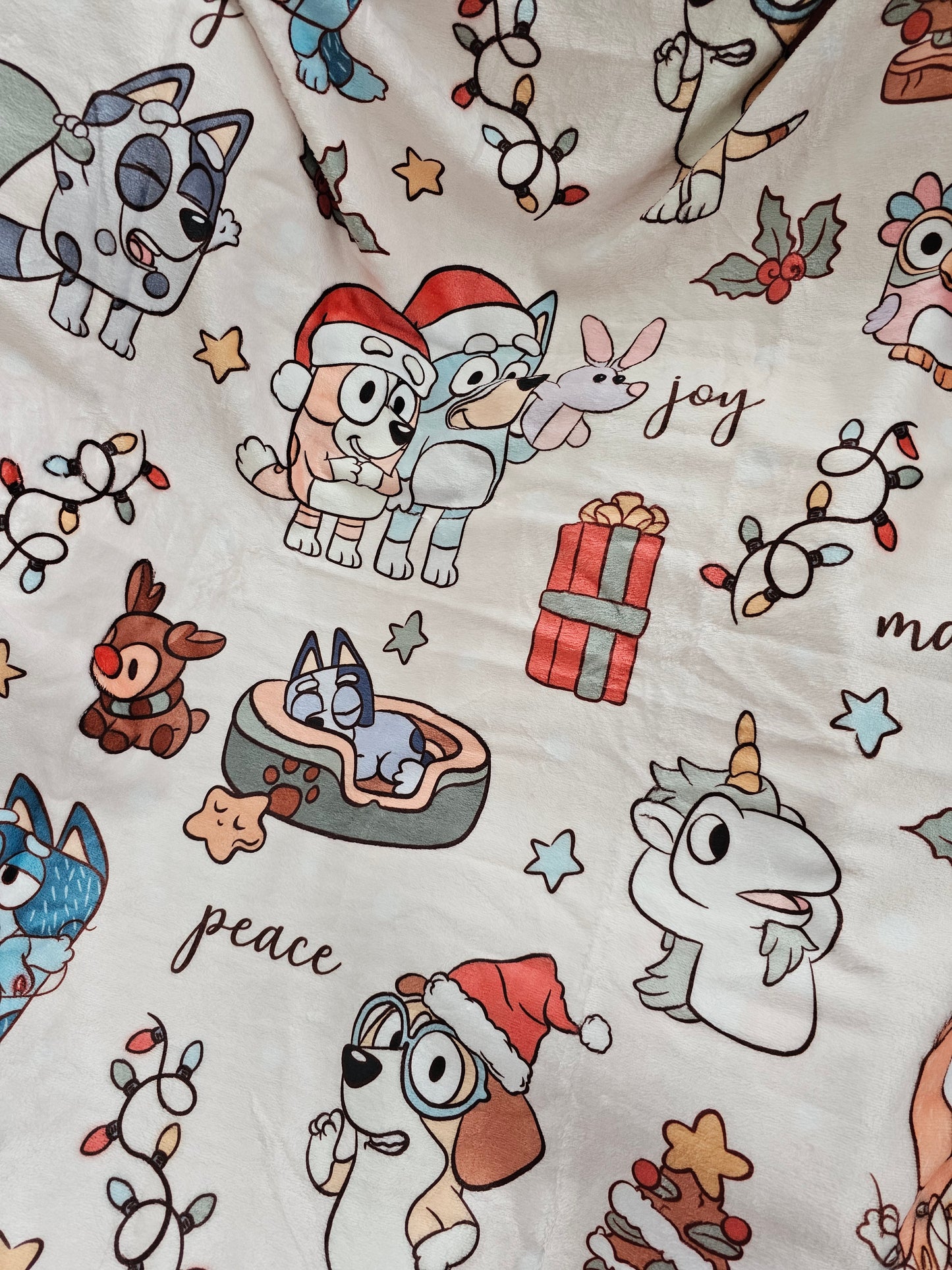 Preorder: peace on earth heeler 50x60 blanket