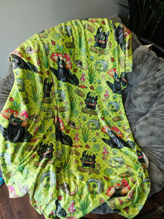 Preorder: cottagecore black dragon 50x60 blanket