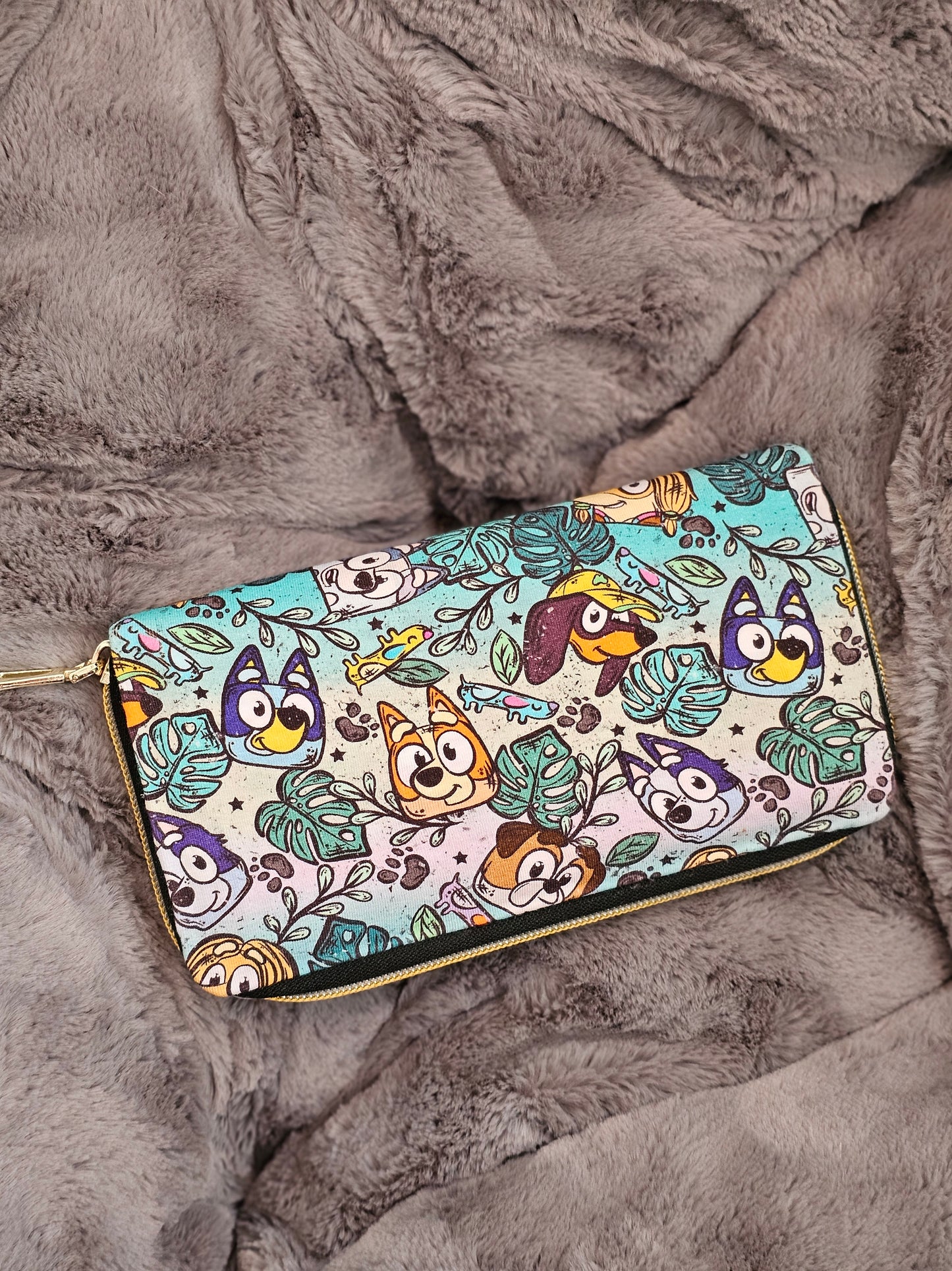 Tropical heeler wallet