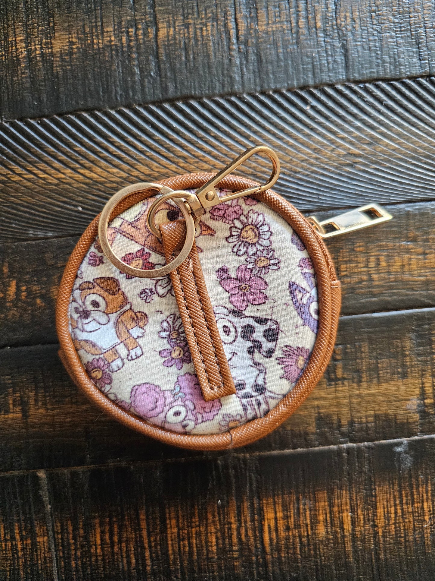 Flower heeler coin purse