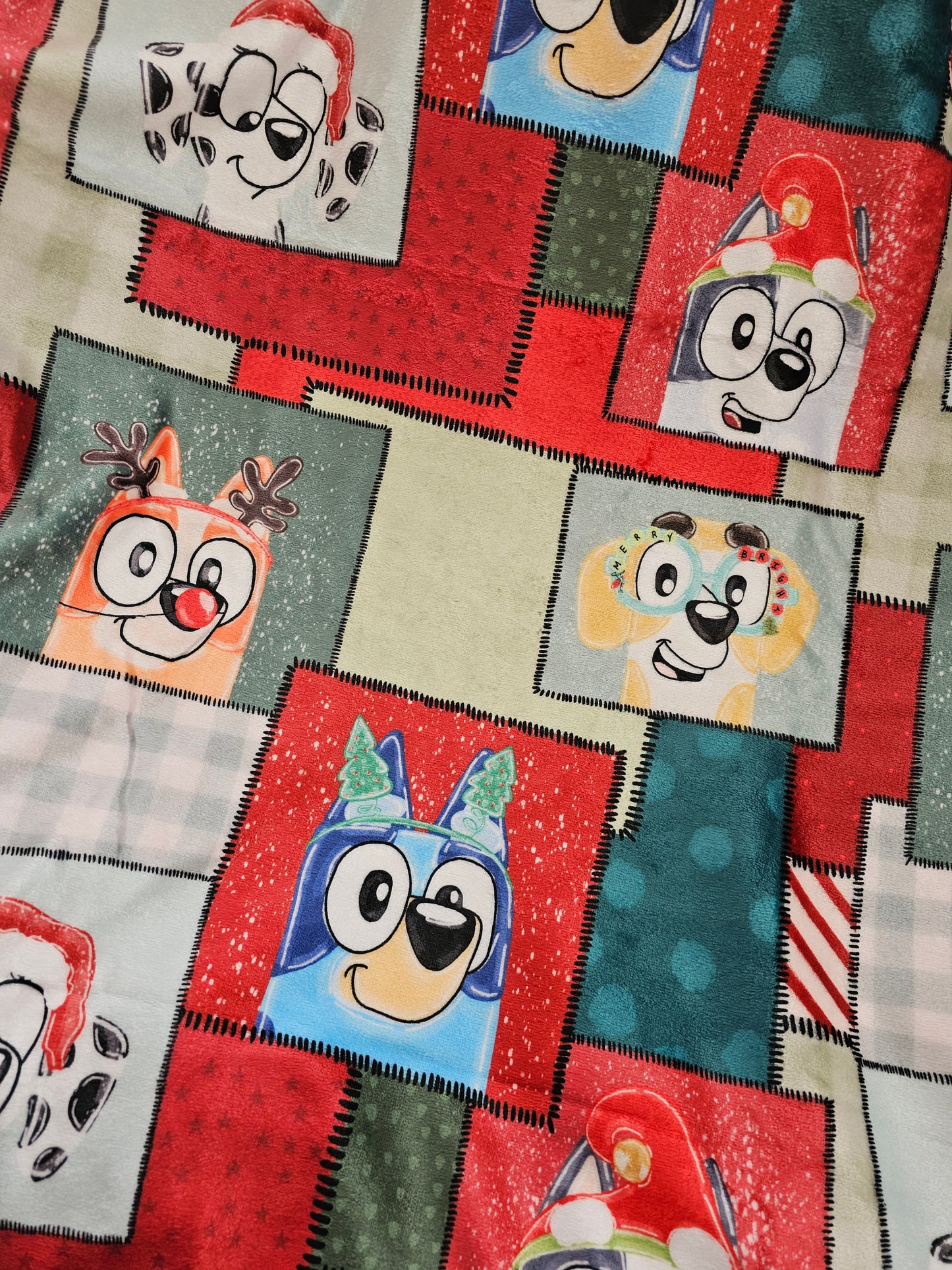 Rts: christmas heeler patches 50x60 blanket