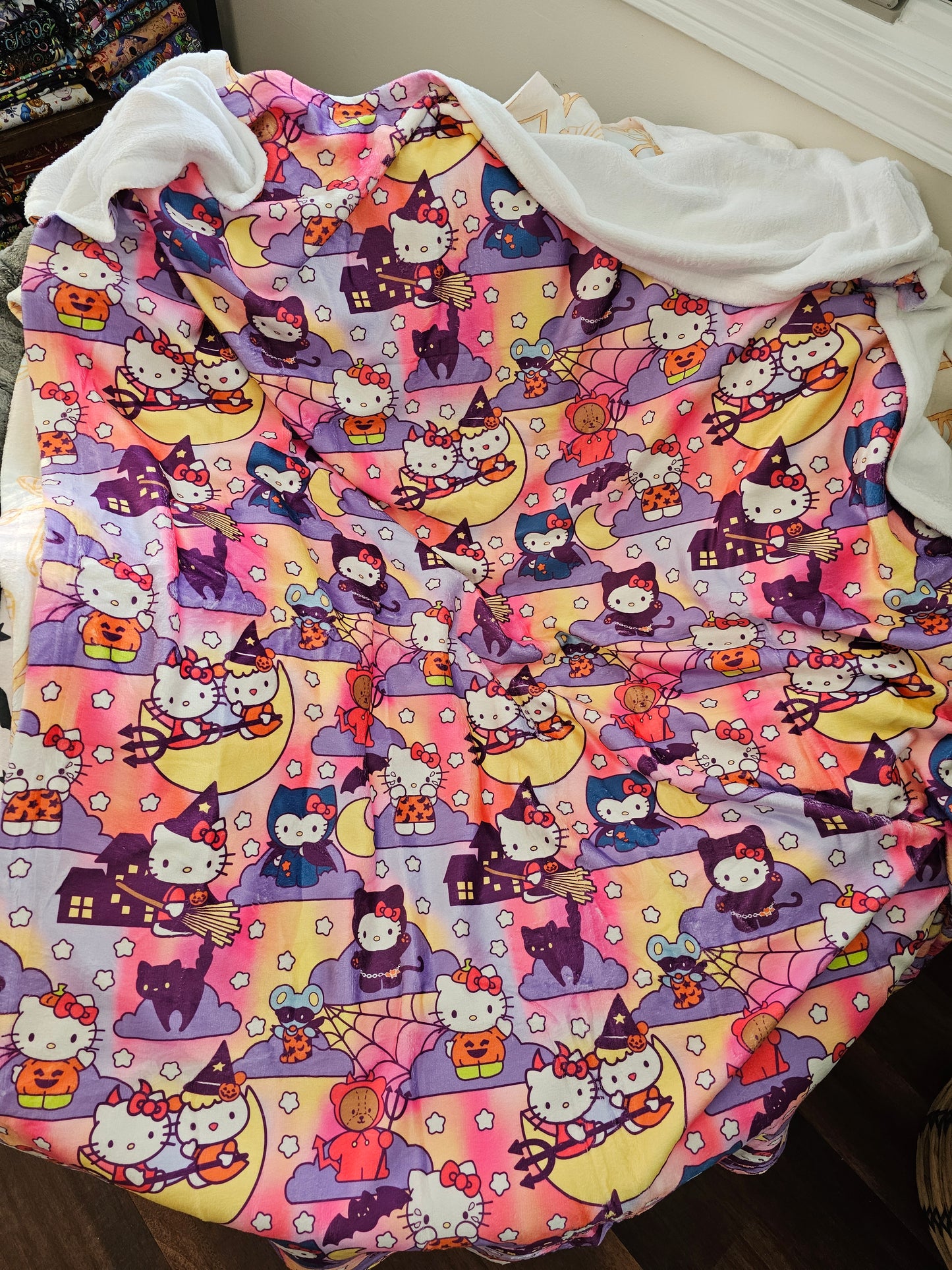 Preorder: kitty halloween 50x60 blanket