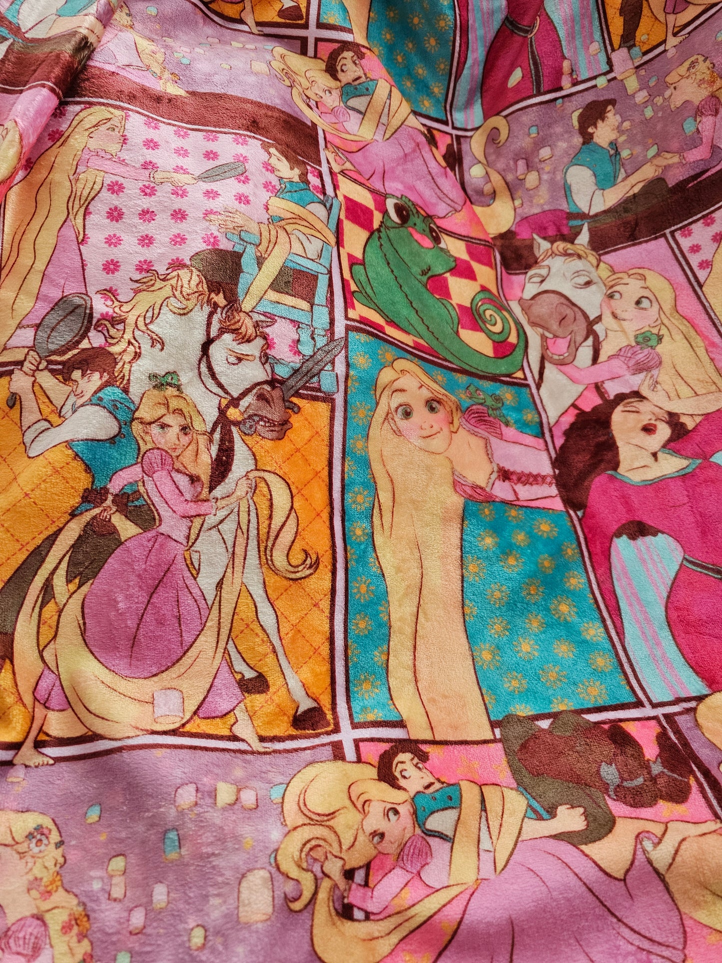 Rts: rapunzel 50x60 blanket