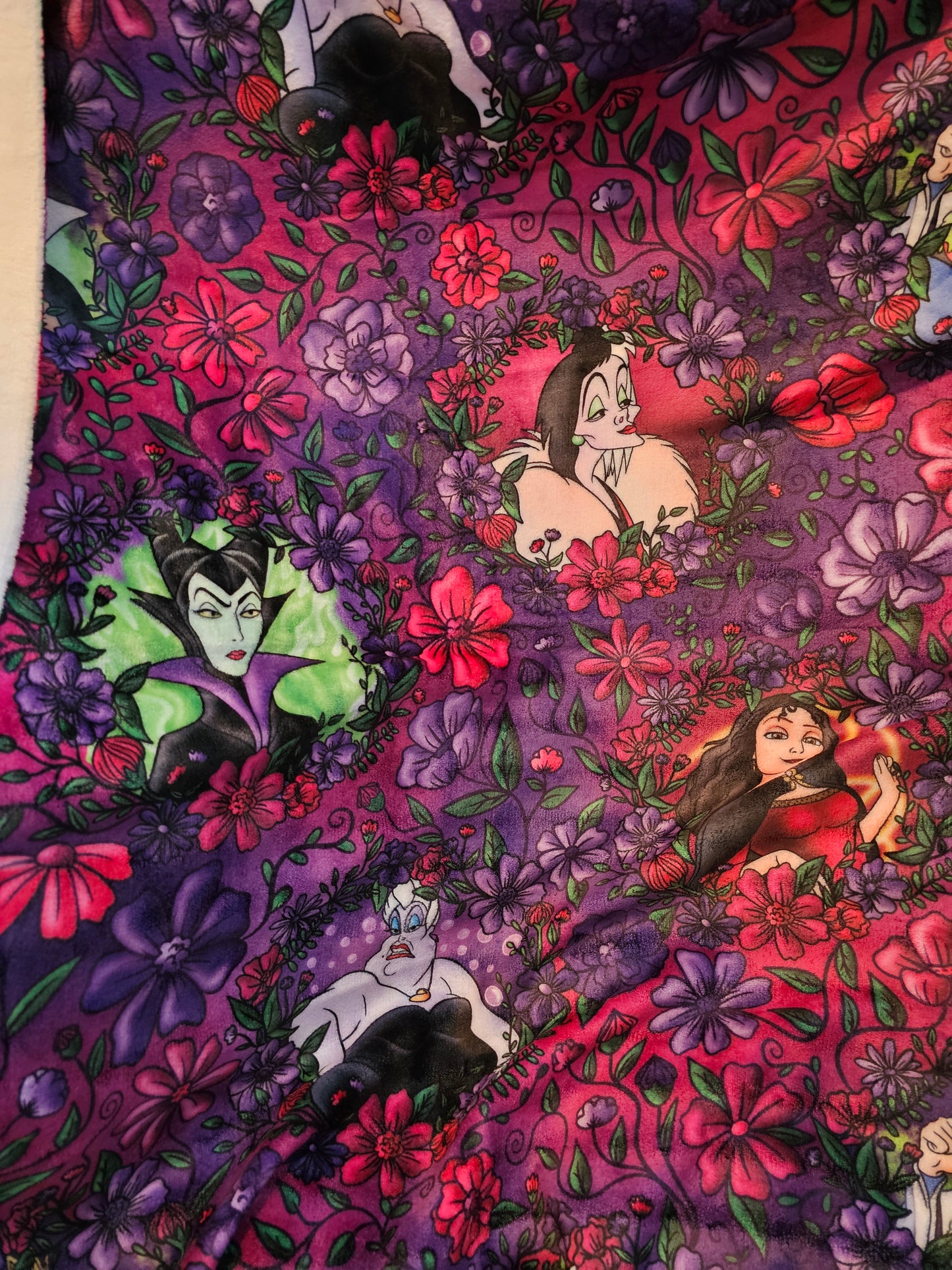 Rts villians floral 50x60 blanket