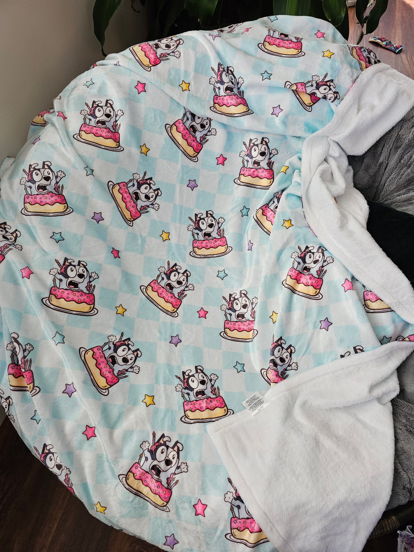 Rts birthday cupcake heeler 50x60 blanket