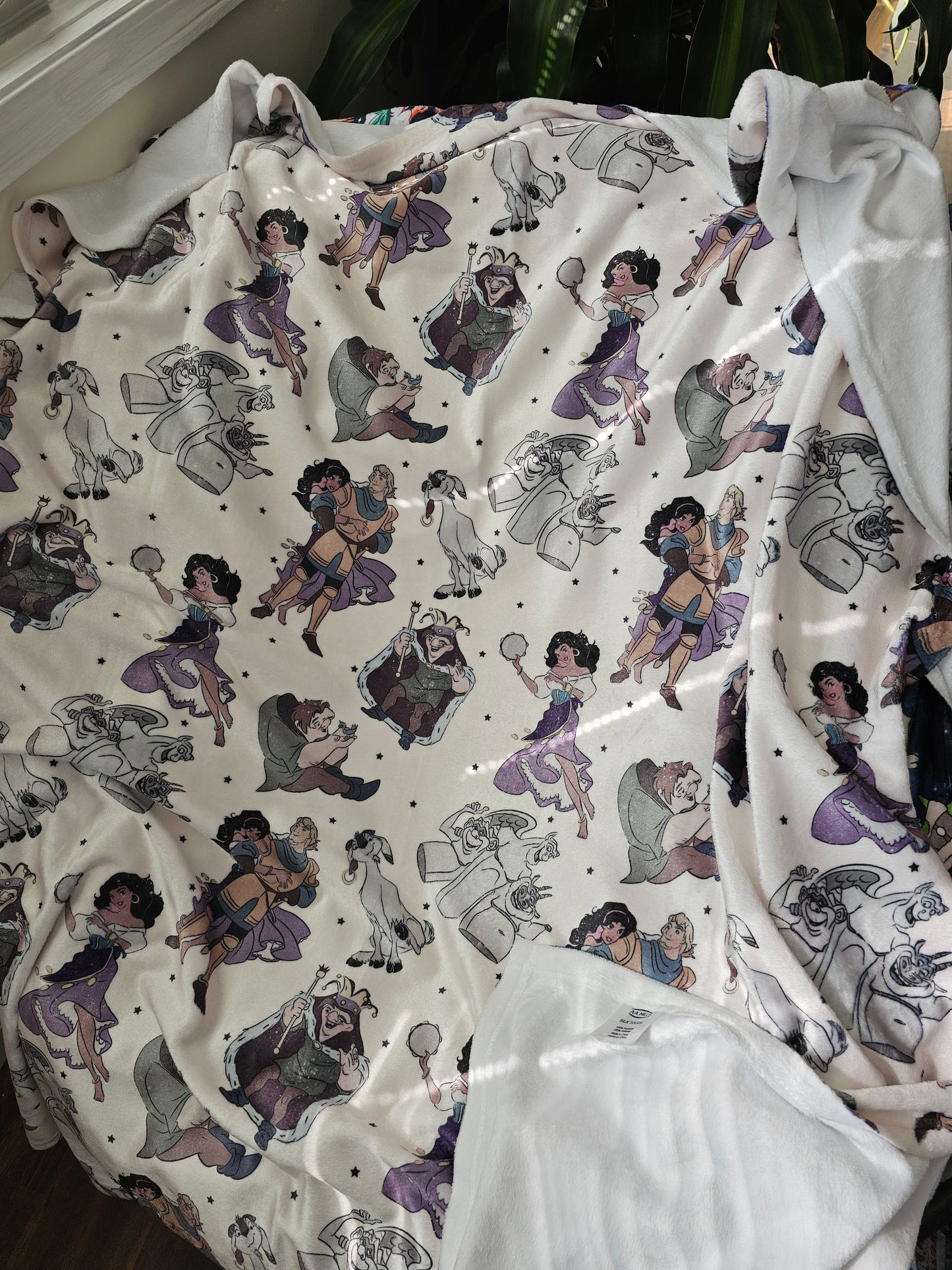 Preorder: hunchback 50x60 blanket