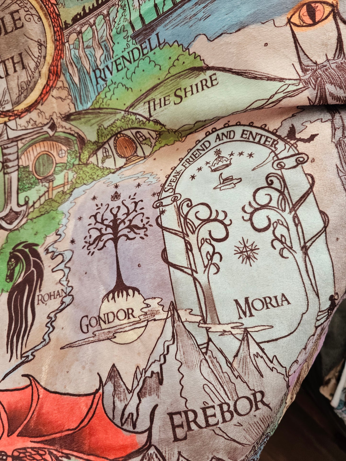 Preorder: middle earth 50x60 blanket